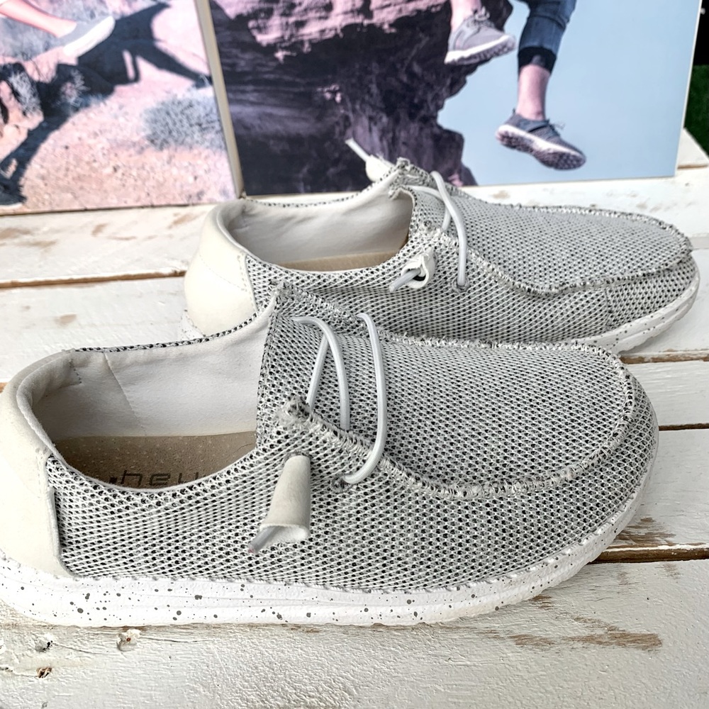 HeyDude Wendy Sox Stone White Sz 5